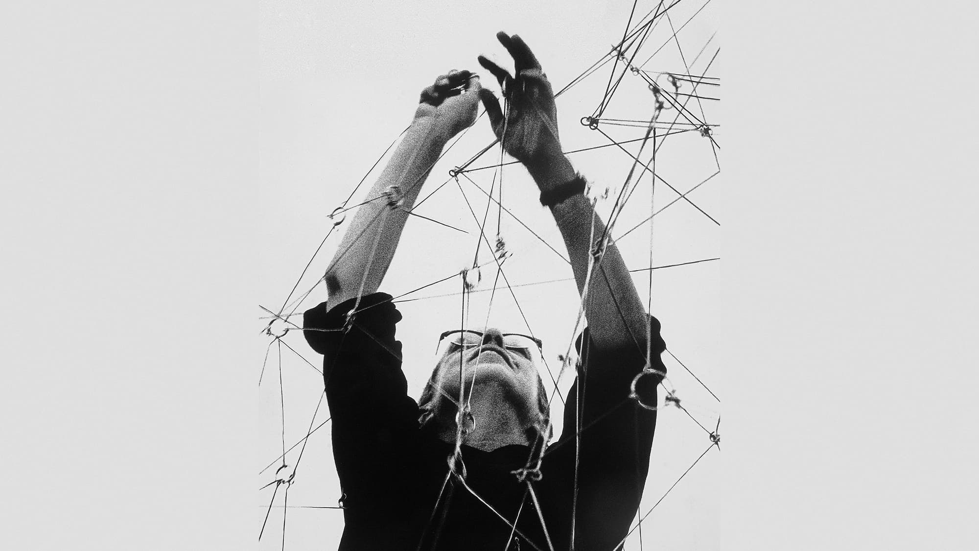 Gego installing Reticulárea